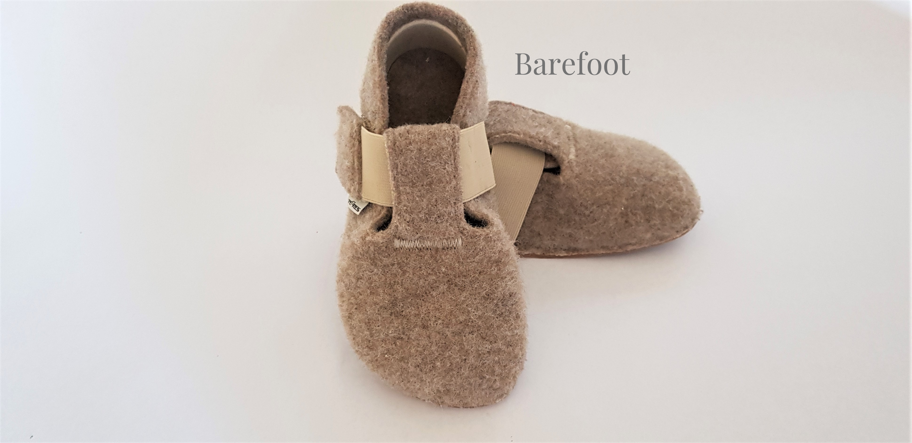 Warm barefoot slippers made from recycled polyester for toddlers and children with anatomically shaped toe box